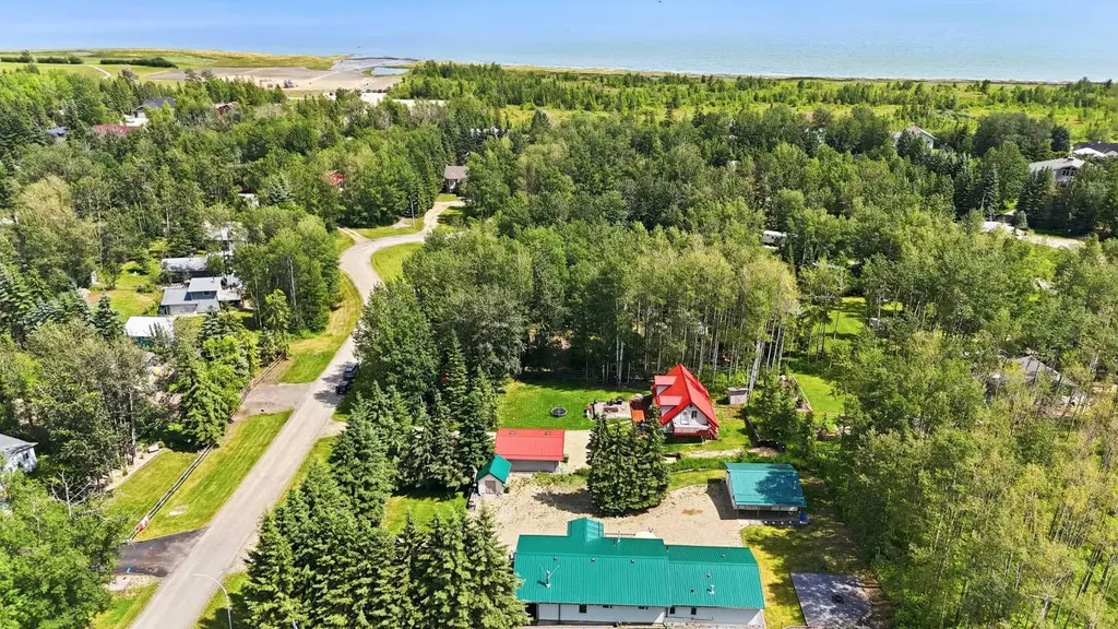 403 Sunnyside 400 Place Rural Ponoka County AB T0C 2J0