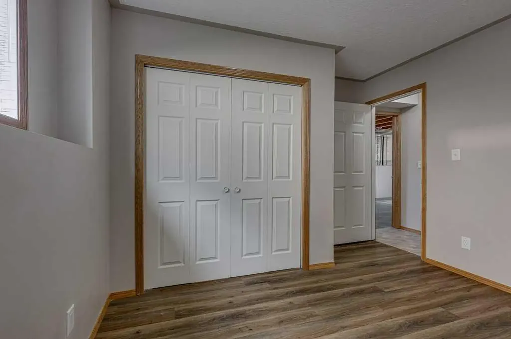 103 Landry Bend Red Deer AB T4R 3L7