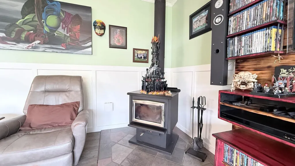 108 1 Street W Lashburn SK S0M 1H0