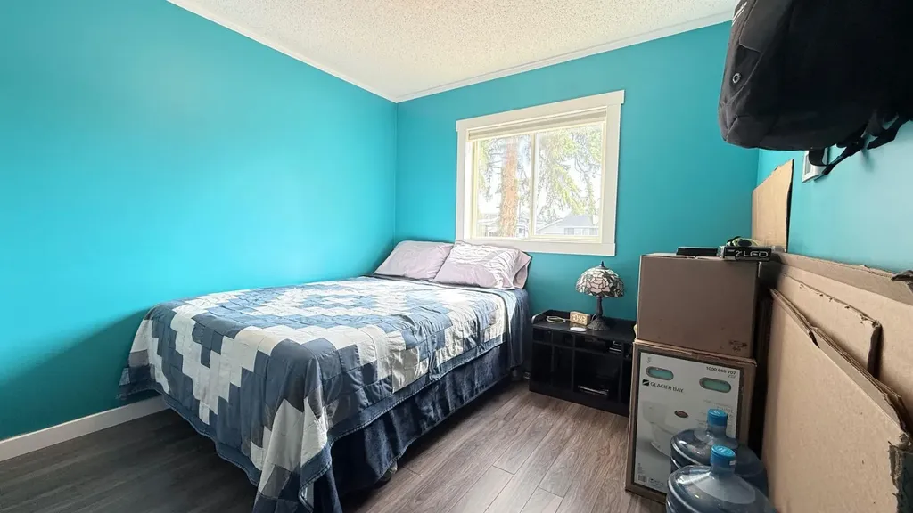 108 1 Street W Lashburn SK S0M 1H0