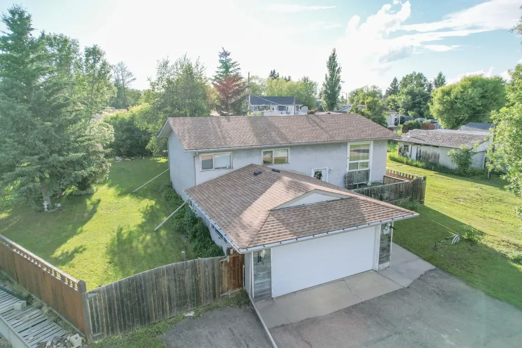 4908 47 Street Clive AB T0C 0Y0