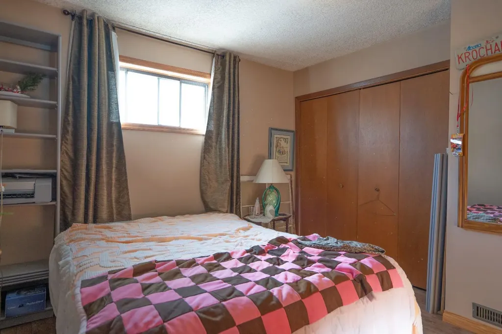 4908 47 Street Clive AB T0C 0Y0