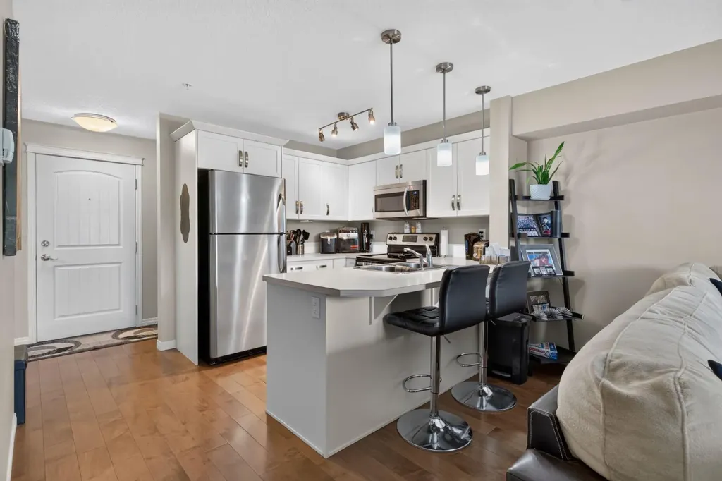 406 Cranberry Park SE Calgary AB T3M1Y9