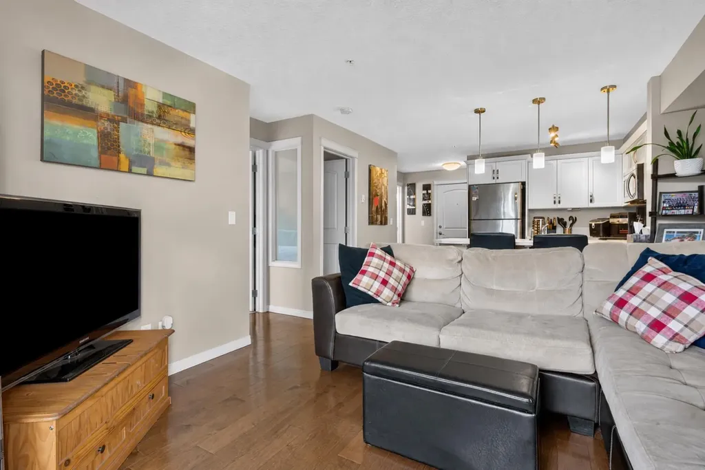 406 Cranberry Park SE Calgary AB T3M1Y9
