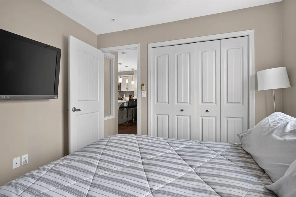 406 Cranberry Park SE Calgary AB T3M1Y9