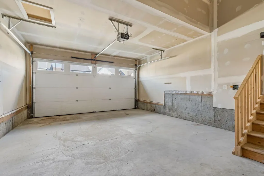 2046 Fowler Road SW Airdrie AB T4B4T6