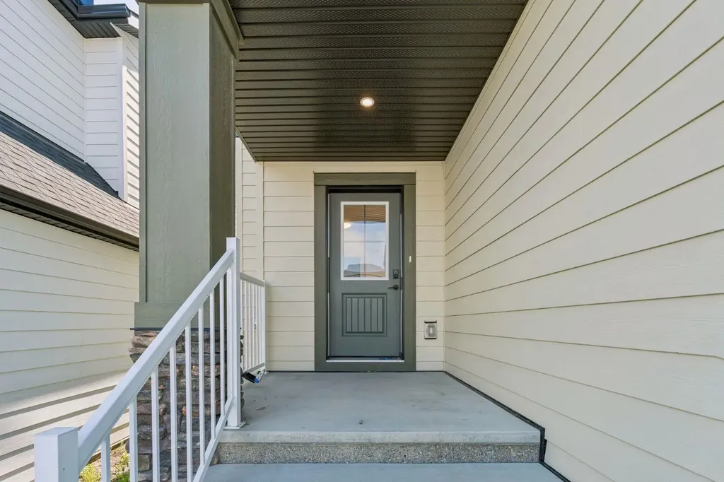 2046 Fowler Road SW Airdrie AB T4B4T6