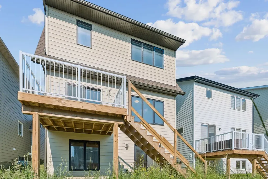2046 Fowler Road SW Airdrie AB T4B4T6