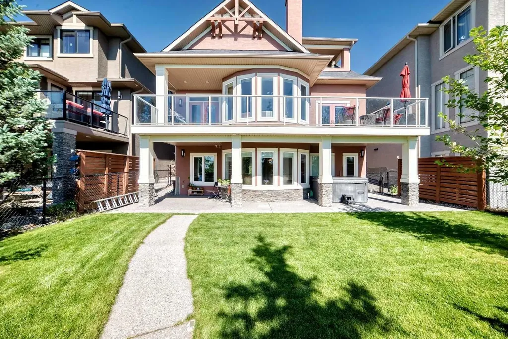 116 Panatella Rise NW Calgary AB T3K0W8