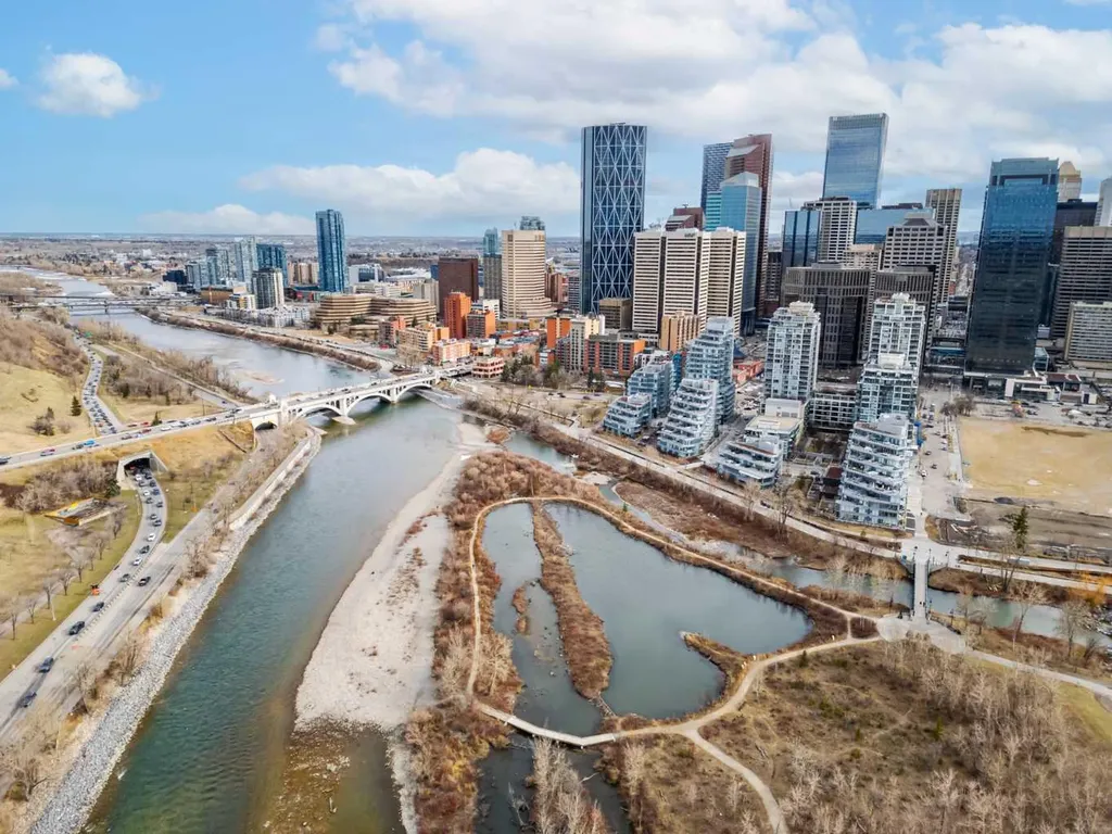 222 Riverfront Avenue SW Calgary AB T2P 0W3