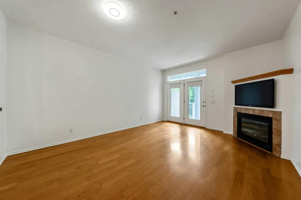 3650 Marda Link SW Calgary AB T2T 6G9