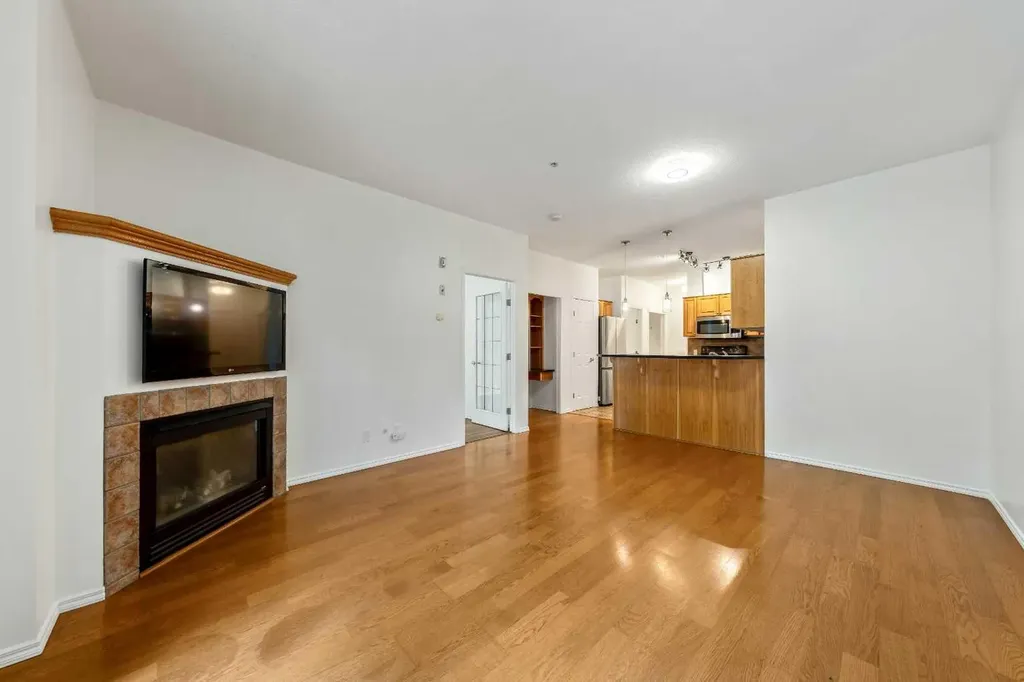 3650 Marda Link SW Calgary AB T2T 6G9