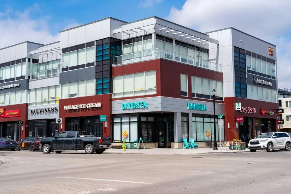 3650 Marda Link SW Calgary AB T2T 6G9