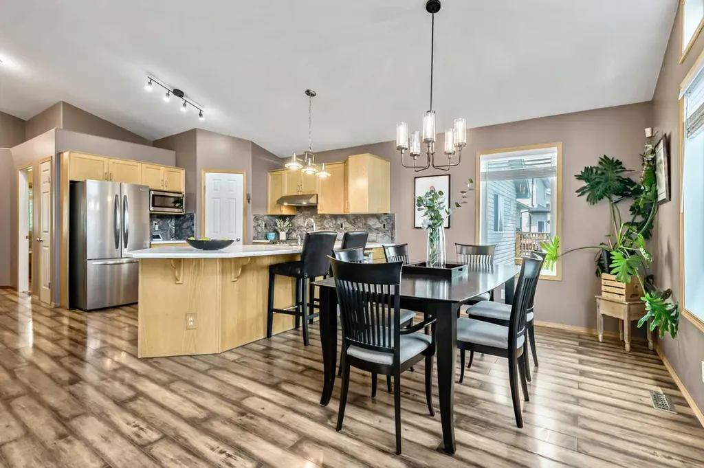 62 Westland Street Okotoks AB T1S 2C2