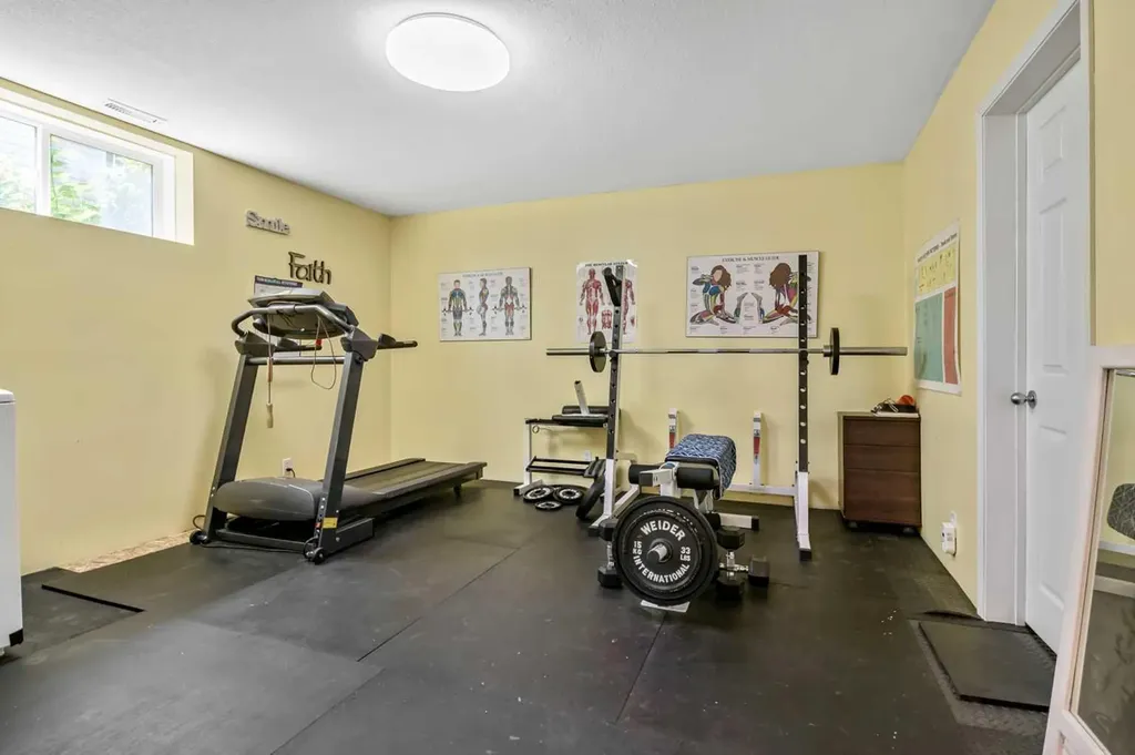 62 Westland Street Okotoks AB T1S 2C2