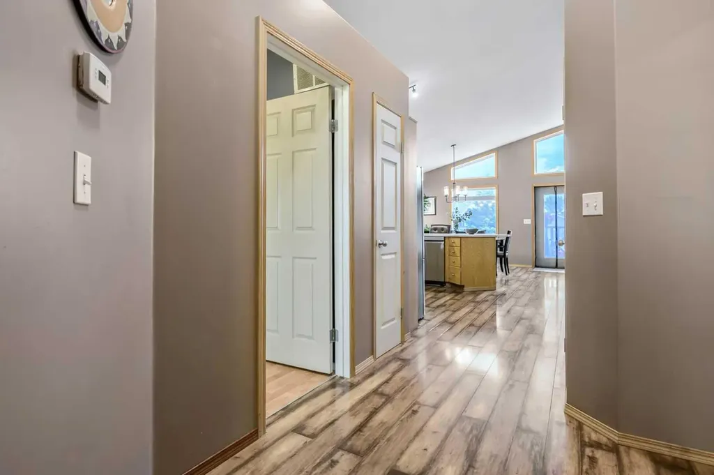62 Westland Street Okotoks AB T1S 2C2