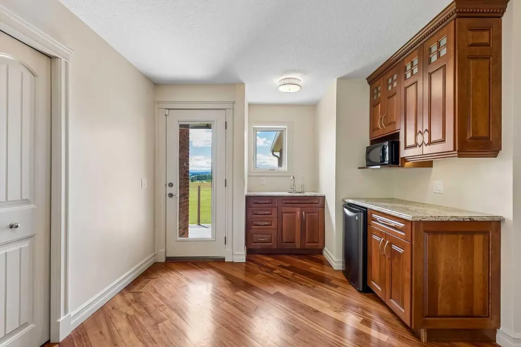 225 Huggard Road Rural Rocky View County AB T3Z 2C2