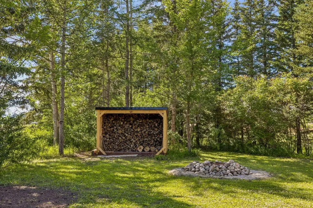 225 Huggard Road Rural Rocky View County AB T3Z 2C2
