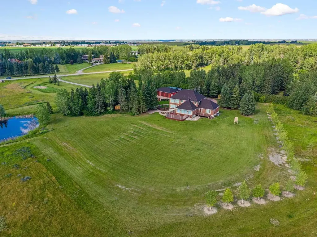 225 Huggard Road Rural Rocky View County AB T3Z 2C2