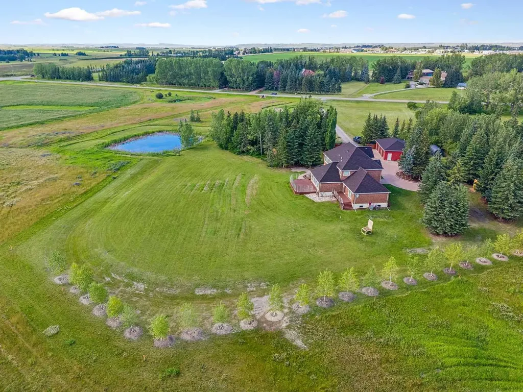 225 Huggard Road Rural Rocky View County AB T3Z 2C2