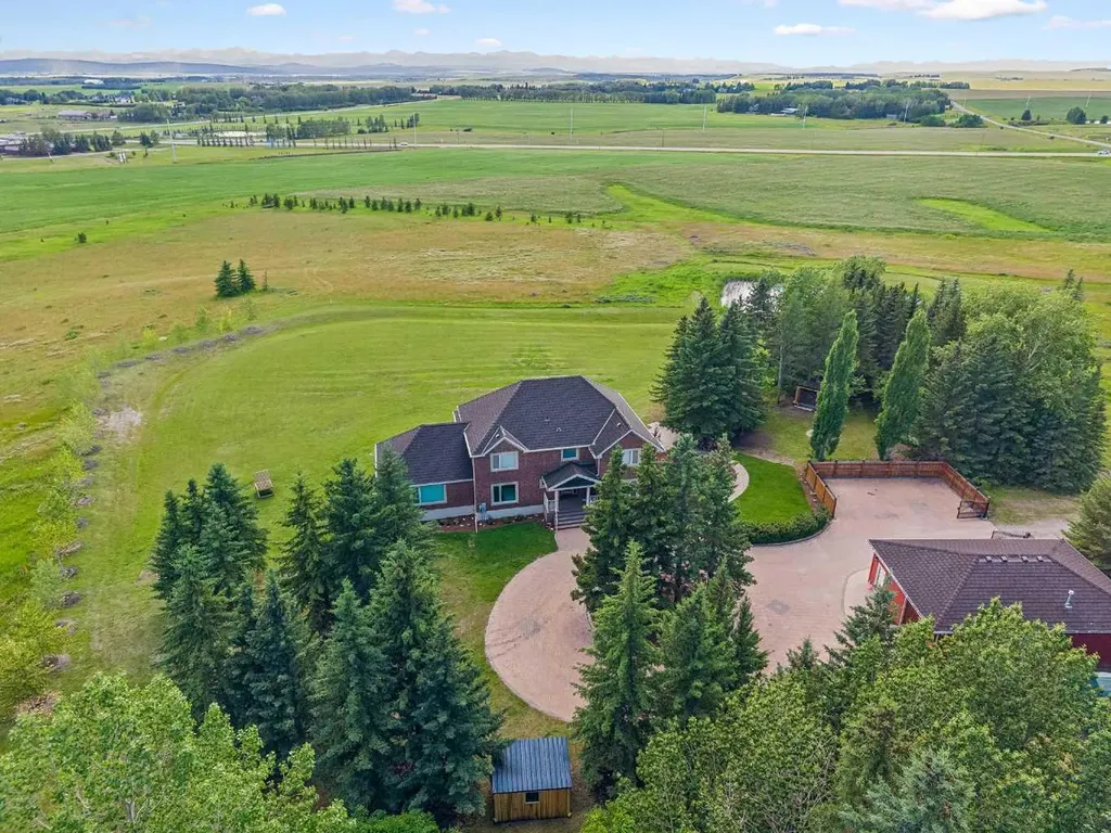225 Huggard Road Rural Rocky View County AB T3Z 2C2