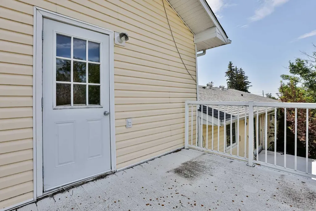 433 5 Avenue Stirling AB T0K 2E0