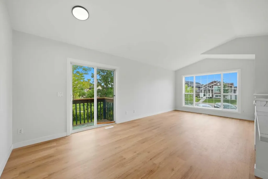 176 Taracove Estate Drive NE Calgary AB T3J 4R2
