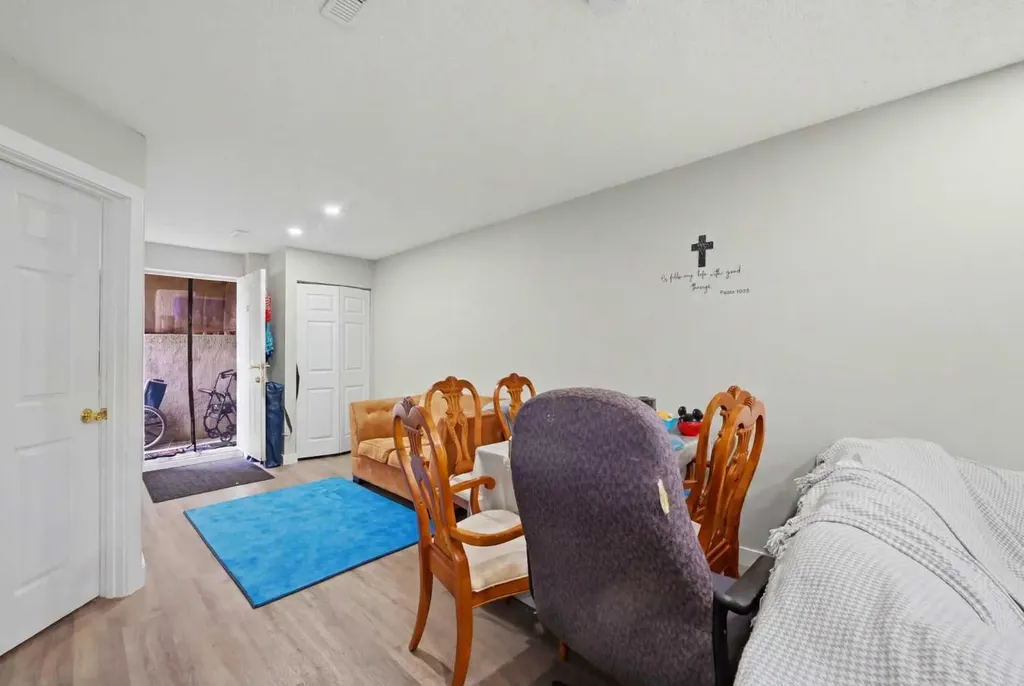 176 Taracove Estate Drive NE Calgary AB T3J 4R2