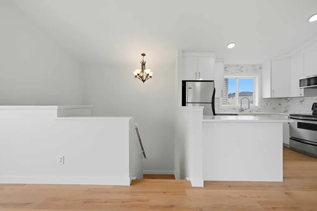 176 Taracove Estate Drive NE Calgary AB T3J 4R2