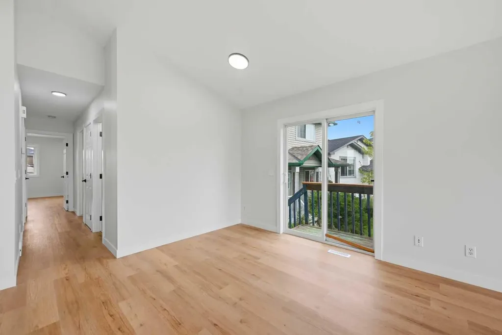 176 Taracove Estate Drive NE Calgary AB T3J 4R2