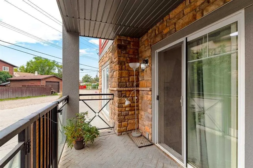 117 19 Avenue NE Calgary AB T2E 1N9
