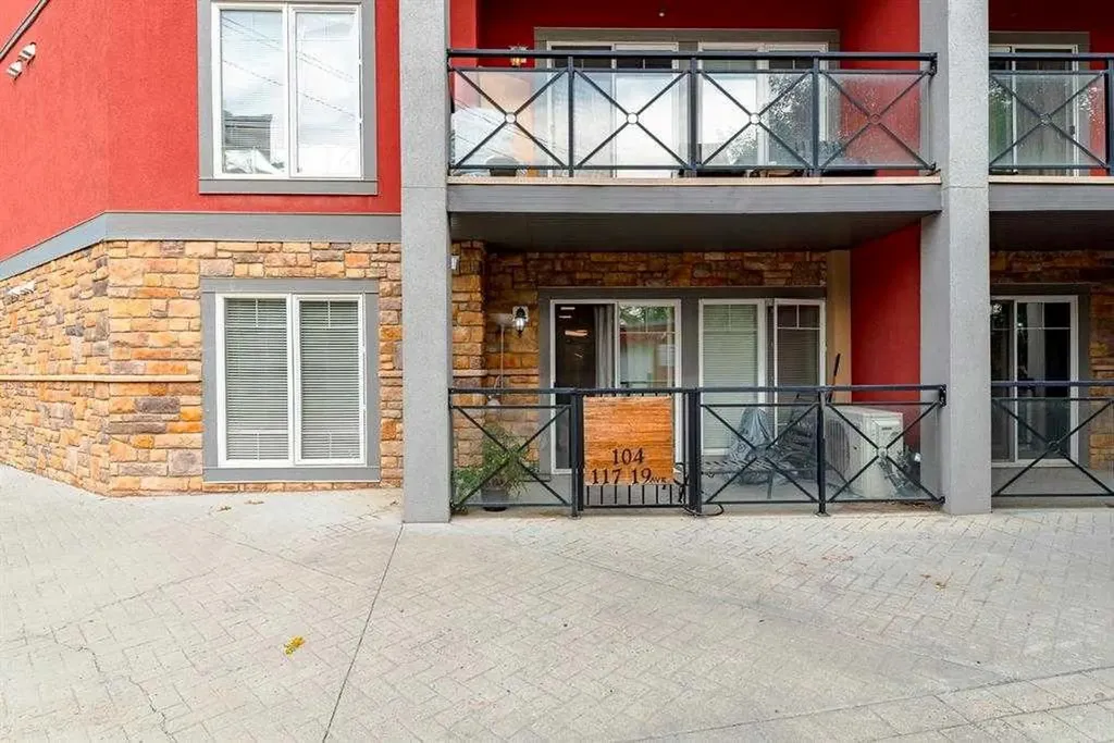 117 19 Avenue NE Calgary AB T2E 1N9