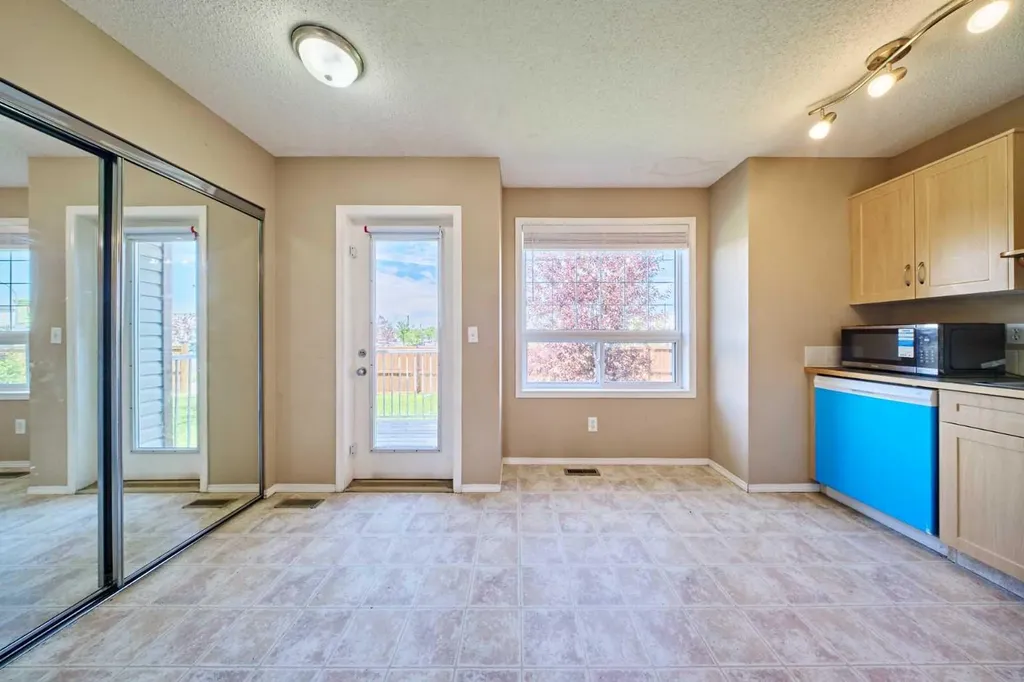 111 Tarawood Lane NE Calgary AB T3J 5C2