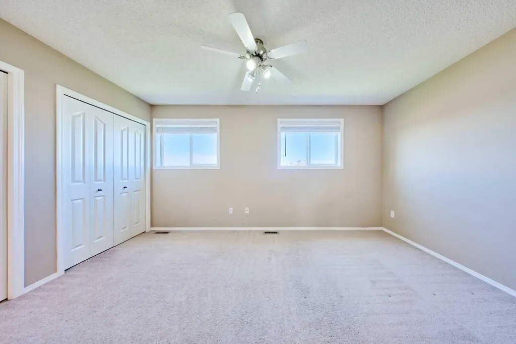 111 Tarawood Lane NE Calgary AB T3J 5C2