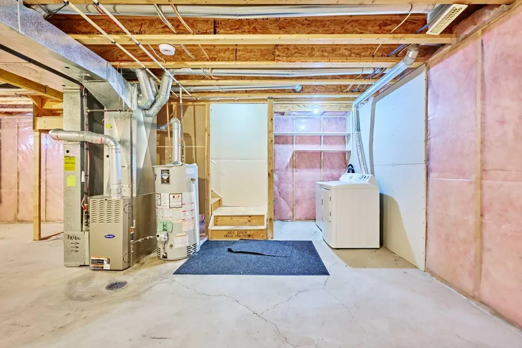 111 Tarawood Lane NE Calgary AB T3J 5C2