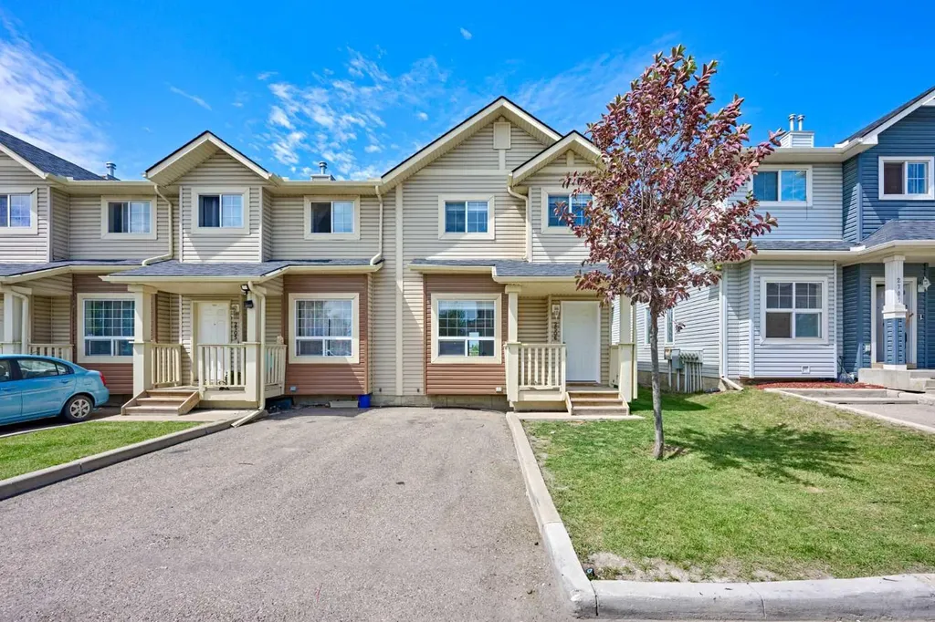 111 Tarawood Lane NE Calgary AB T3J 5C2