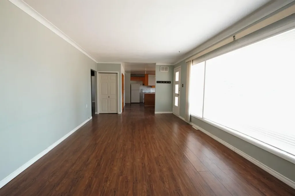 4605 56 Avenue Lloydminster AB T9V 0Z9