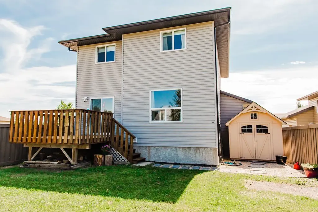 11726 Copperwood Road Grande Prairie AB T8X 0H4
