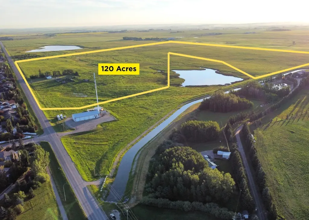 3300 George Freeman Trail Strathmore AB T1P 2E5