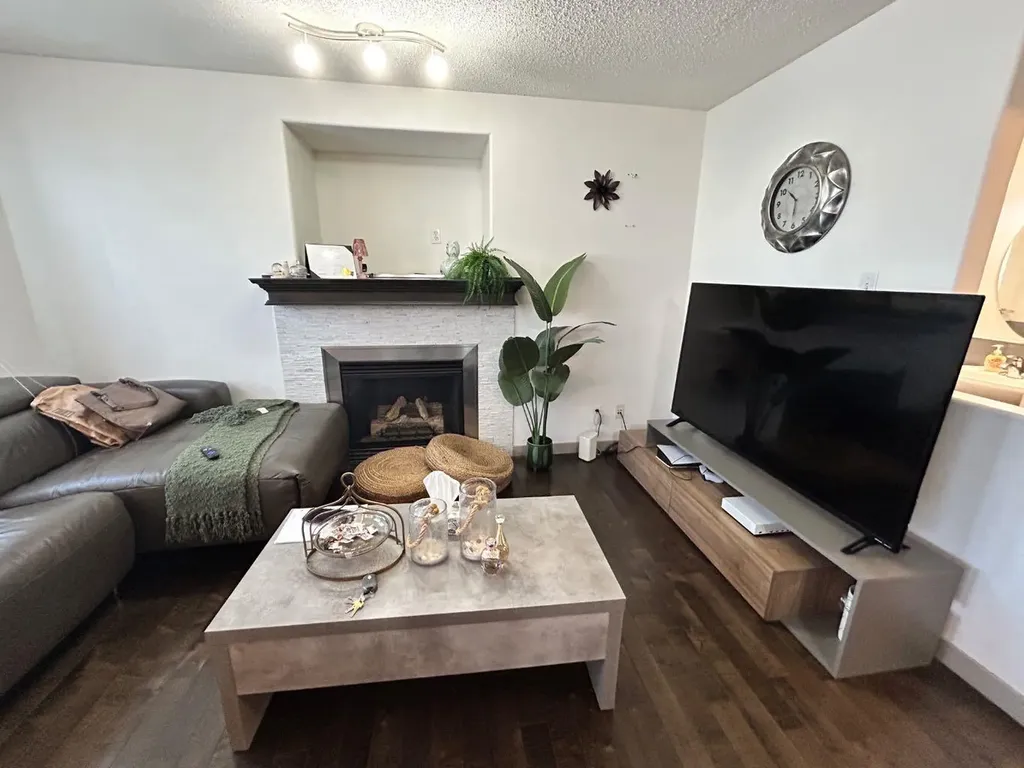 86 Covepark Road Calgary AB T3K 6B9