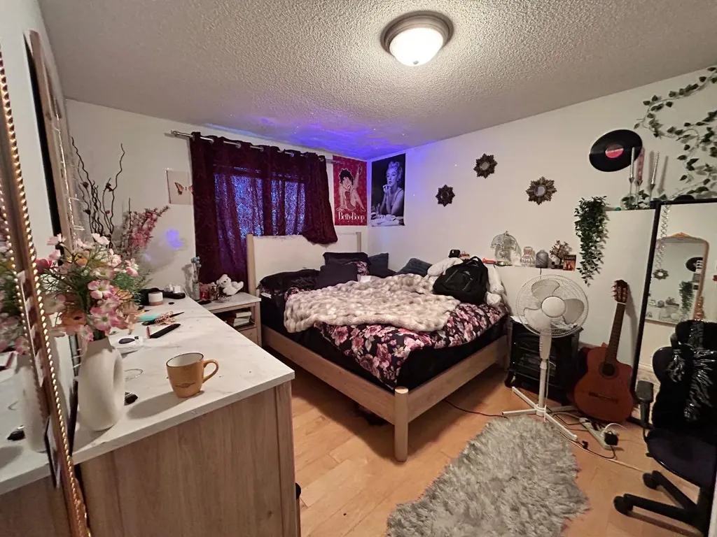 86 Covepark Road Calgary AB T3K 6B9