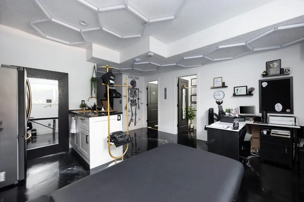 129 Amberwood Court Fort Mcmurray AB T9J 1E3