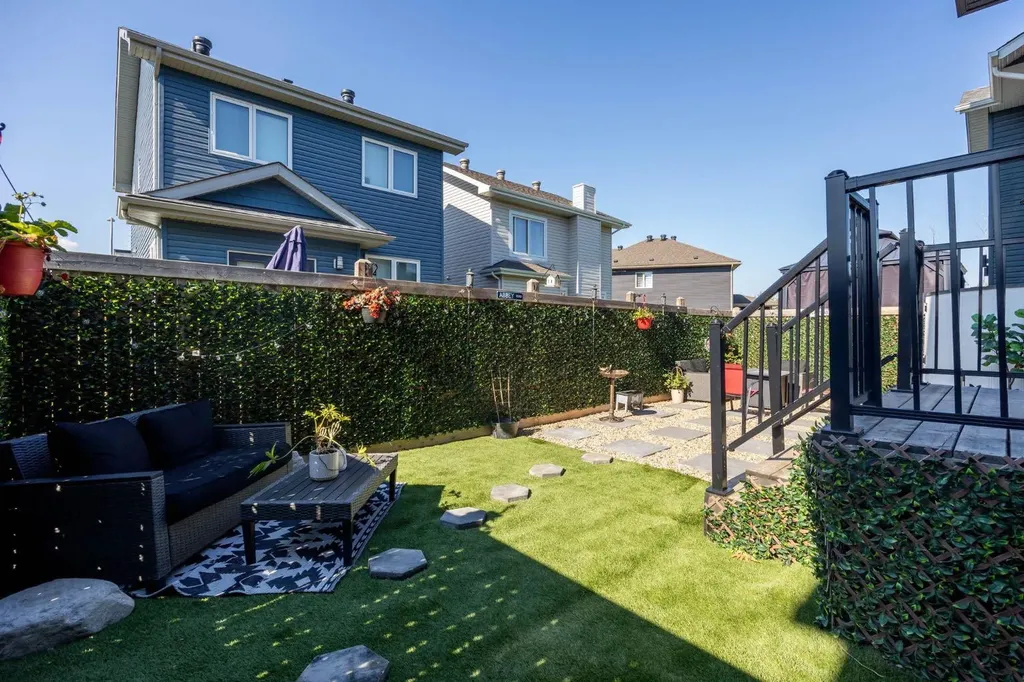 129 Amberwood Court Fort Mcmurray AB T9J 1E3