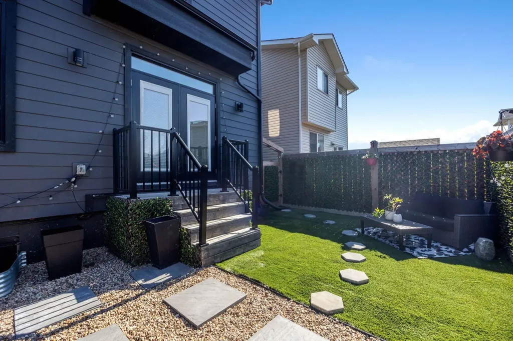 129 Amberwood Court Fort Mcmurray AB T9J 1E3