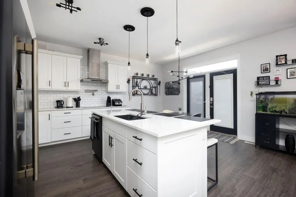 129 Amberwood Court Fort Mcmurray AB T9J 1E3