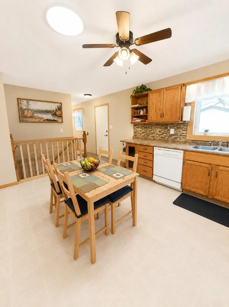 48 Cochrane Road Whitecourt AB T7S 1C2