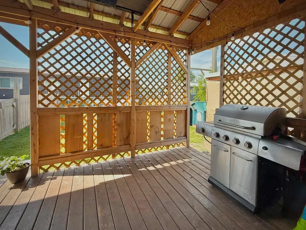 55011 Township Road 714 Grande Prairie AB T8X 4A9