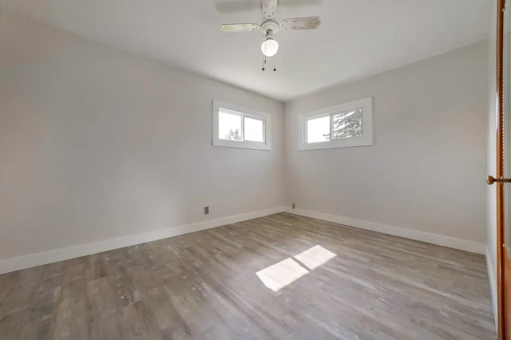 211 9 Street N Vauxhall AB T0K 2K0