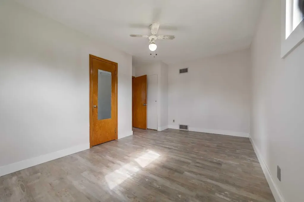 211 9 Street N Vauxhall AB T0K 2K0