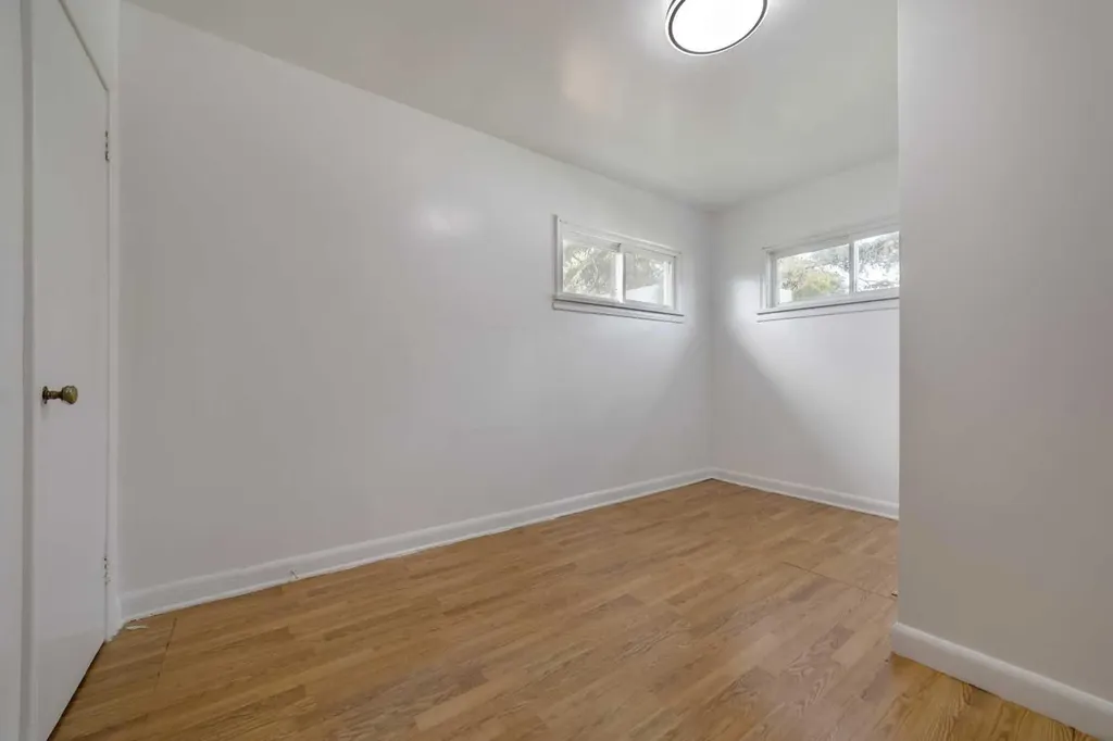 211 9 Street N Vauxhall AB T0K 2K0